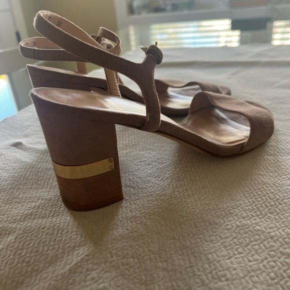 Stuart Weiztman Adobe suede block heel sandals, size 7 M. - Picture 4 of 4